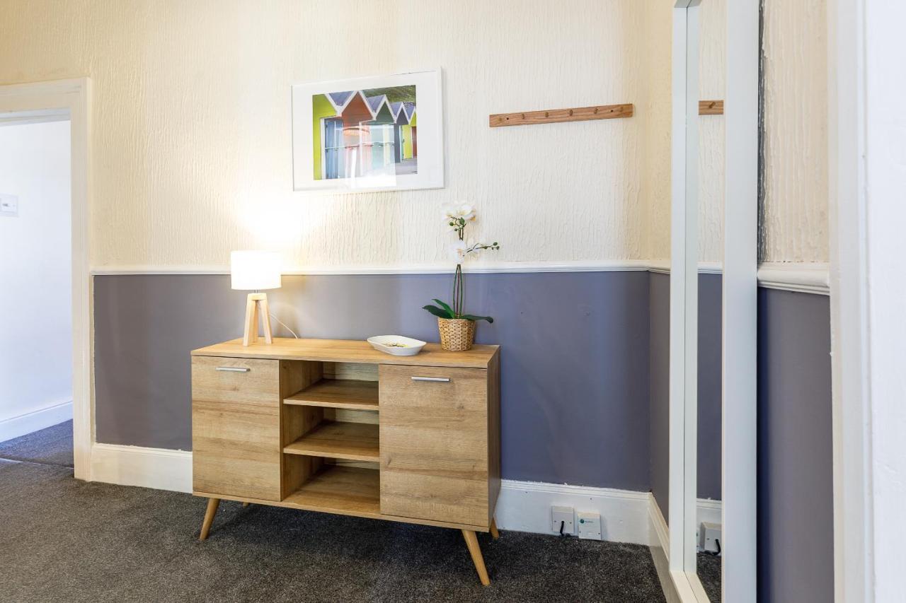 Cozy Coastal Getaway Apartment นอร์ทชีลด์ส ภายนอก รูปภาพ